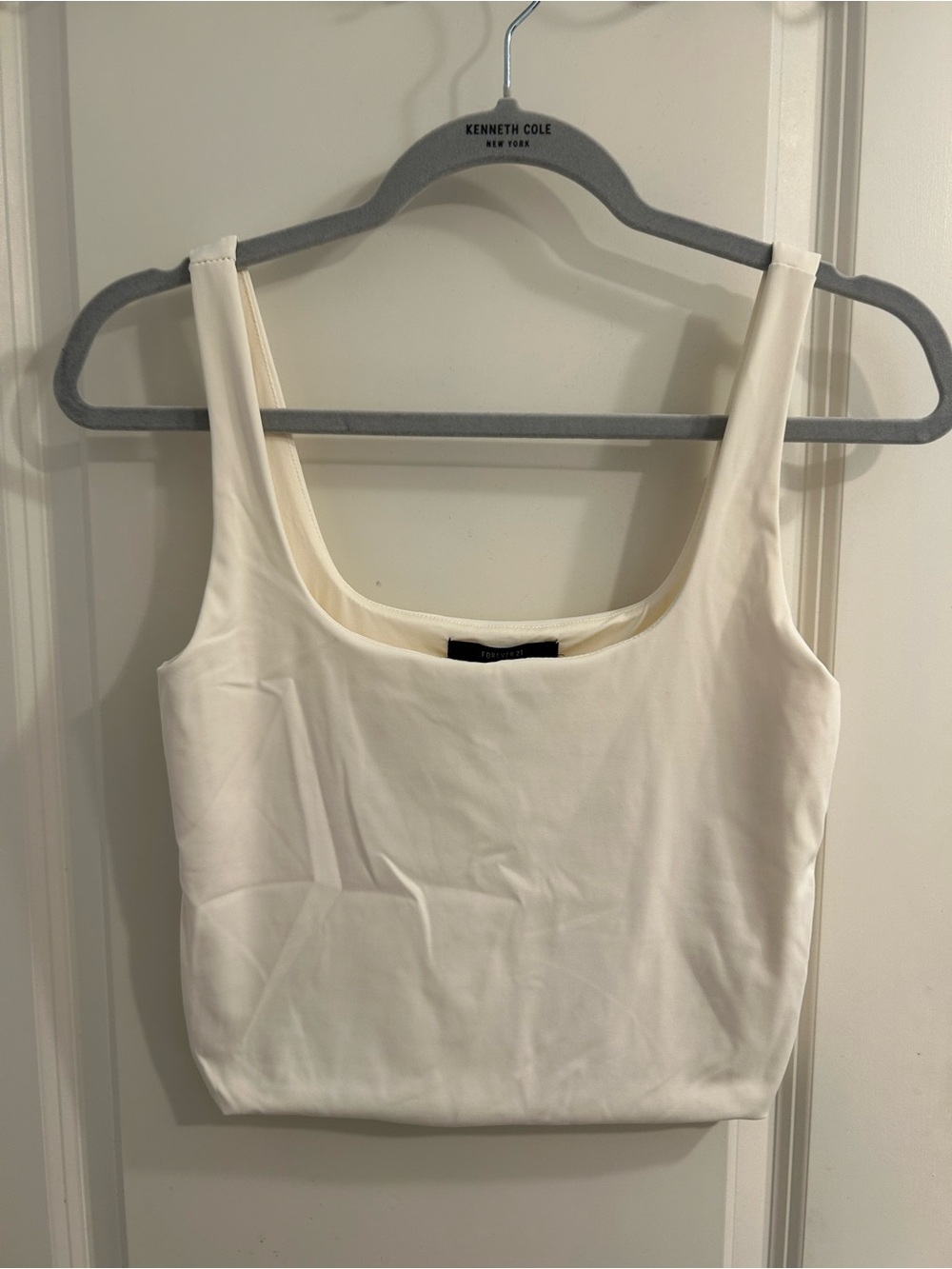 NWOT Forever 21 Seamless White Tank Top